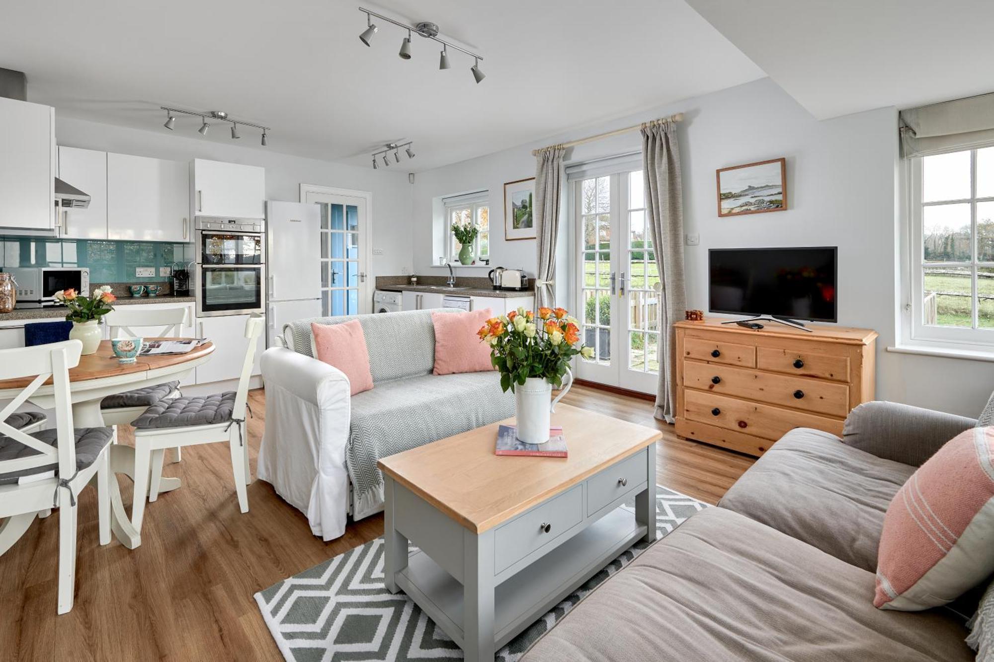 Appartamento Garden Flat Near Goodwood With Stunning Views Petersfield Esterno foto