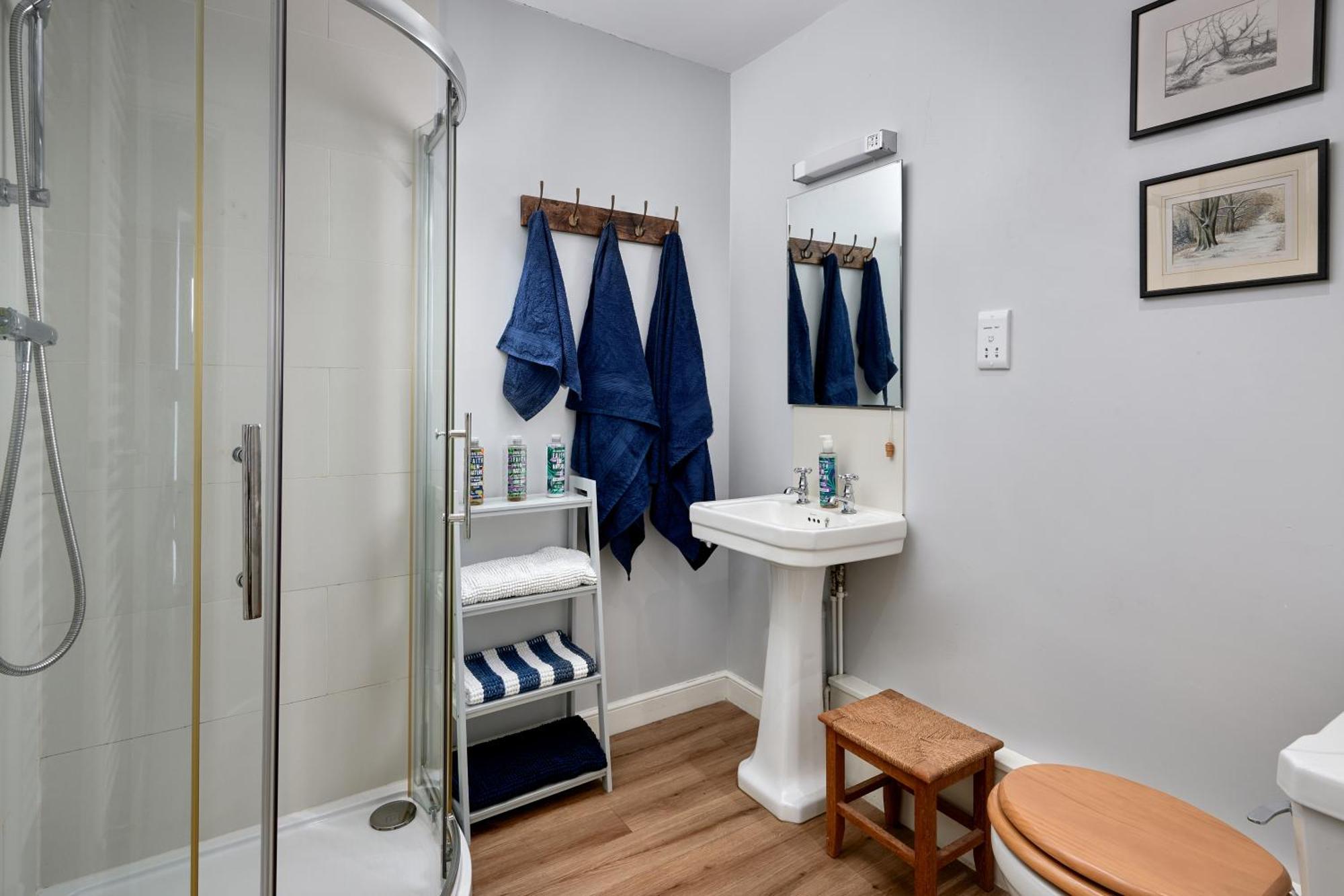 Appartamento Garden Flat Near Goodwood With Stunning Views Petersfield Esterno foto